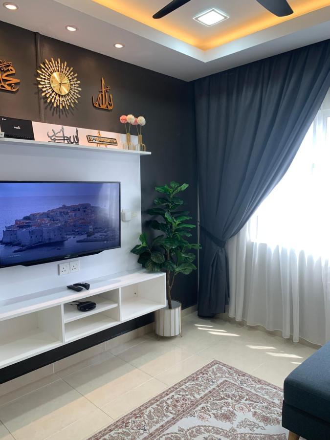 Dnaura Homestay Batu Buruk Terengganu Kuala Terengganu Exterior photo